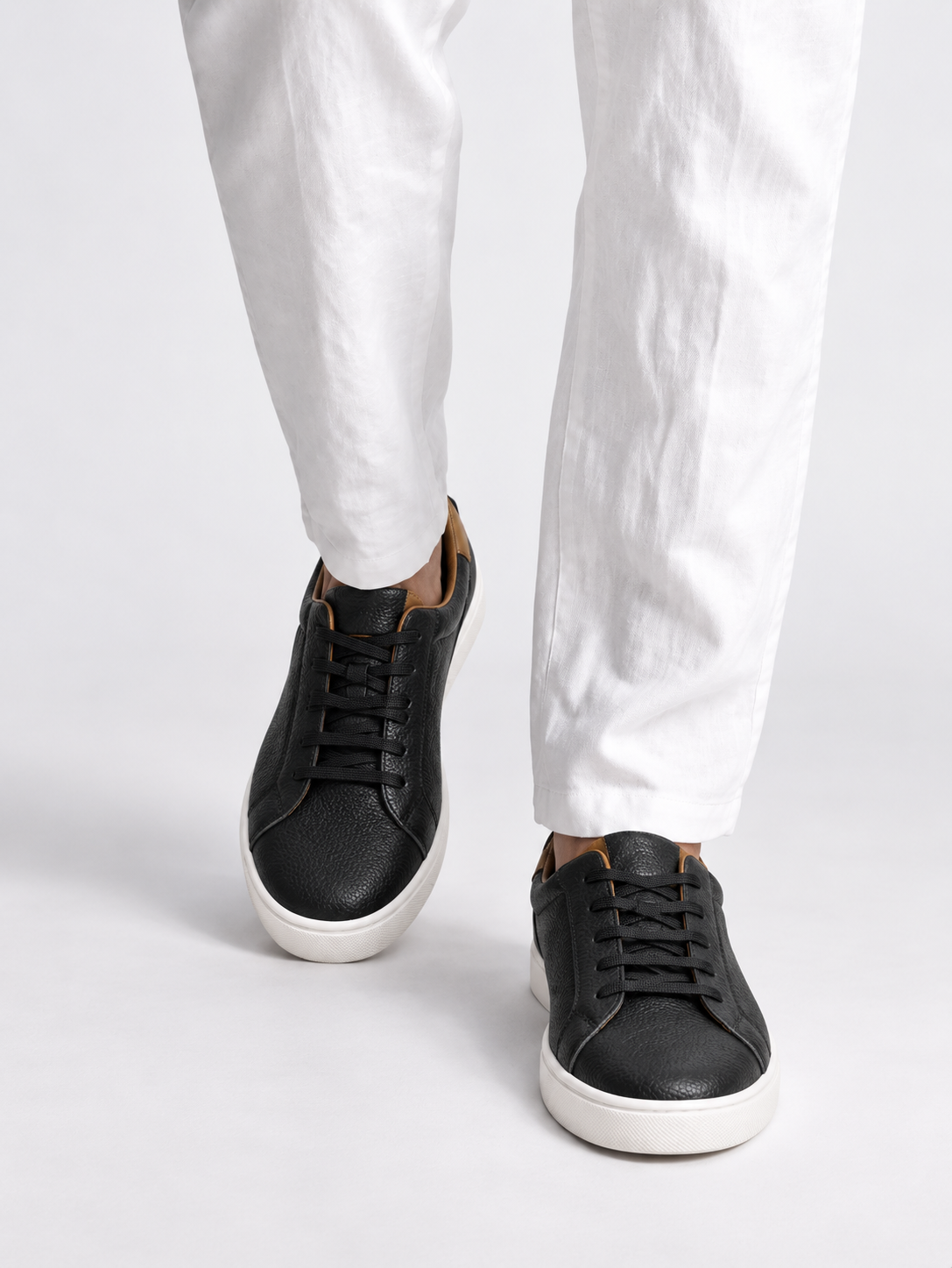 Black Velaro Sneaker