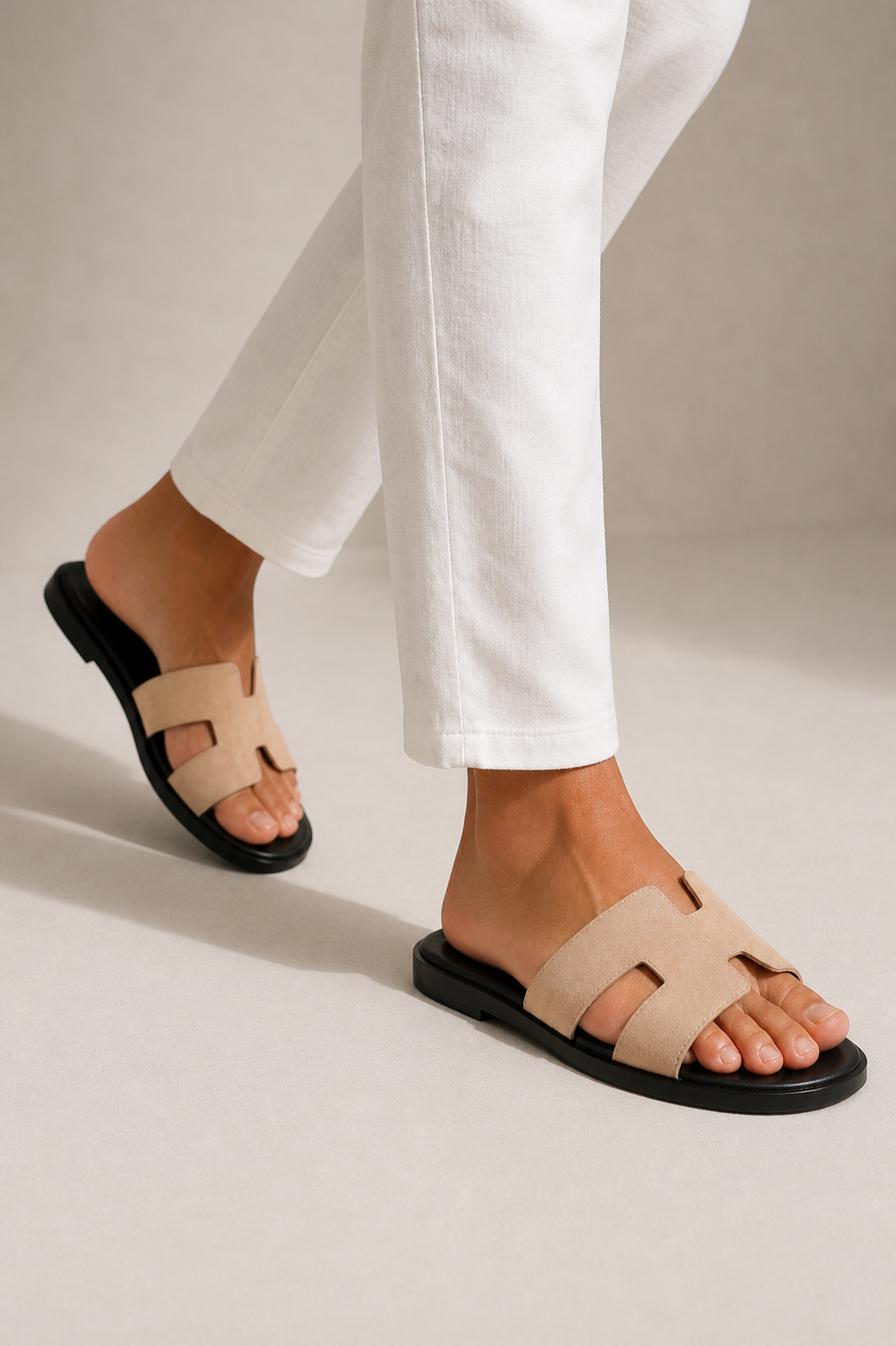 Coastal Suede Sandal Beige